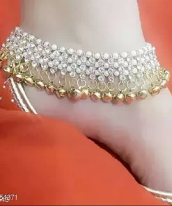 Sizzling Chunky Women Anklets & Toe Rings